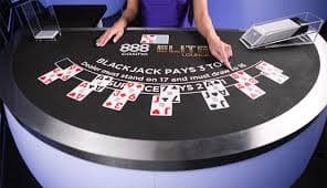 Meja roulette langsung di Medusa II dengan dealer profesional